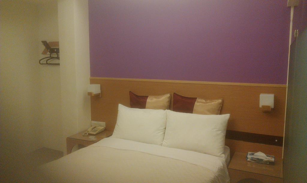 Purple Garden Hotel Tajpej Buitenkant foto